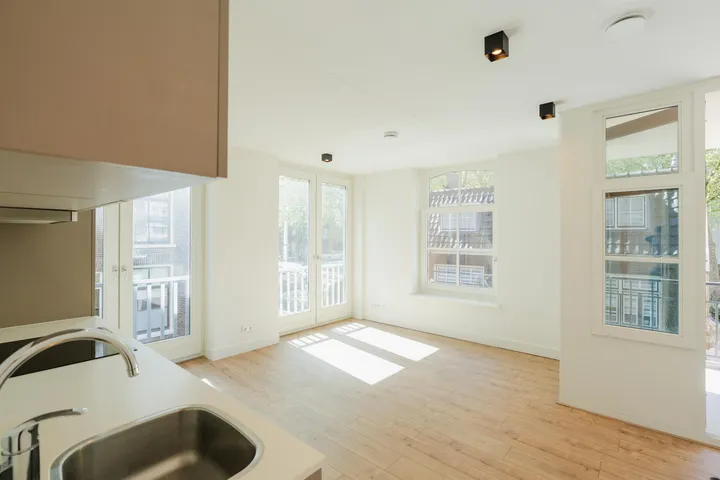 listing-dc7f0063-df58-4cbe-b5cf-00c1b68552a6-274518136.jpg
