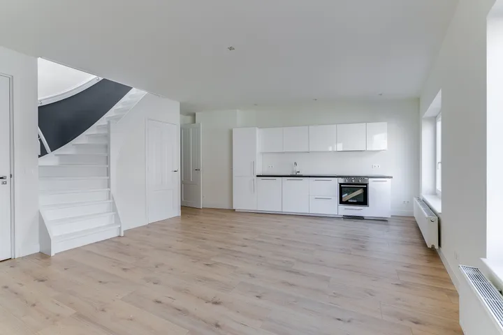 listing-46875345-16ba-4c18-a6c5-7bc9bf3ddb1f-284227201.jpg